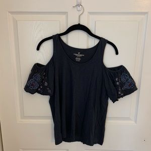 American Eagle open shoulder blouse